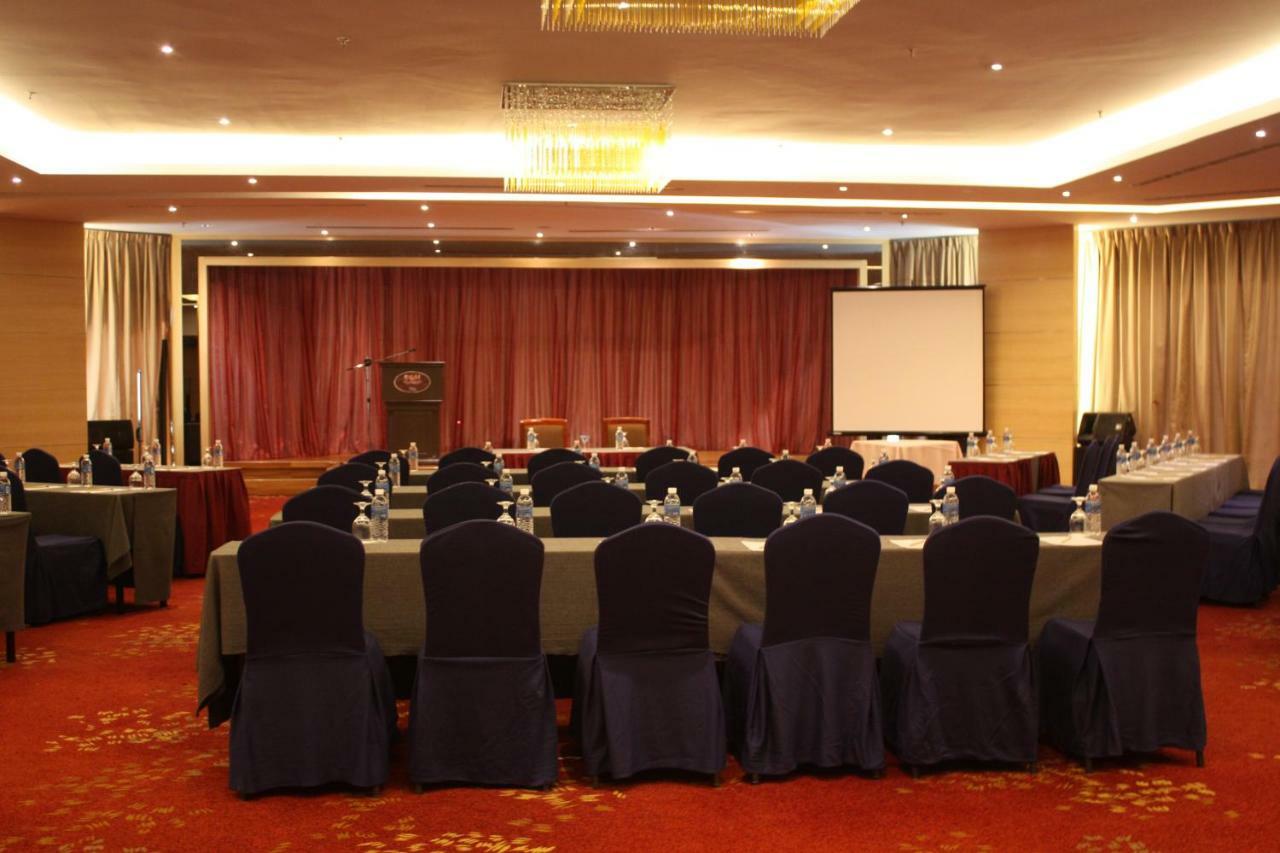 Sabah Oriental Hotel Kota Kinabalu Dış mekan fotoğraf
