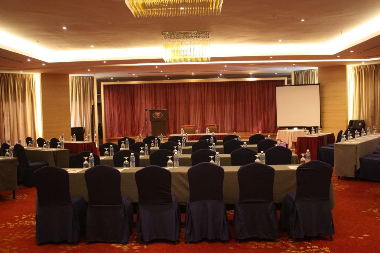 Sabah Oriental Hotel Kota Kinabalu Dış mekan fotoğraf